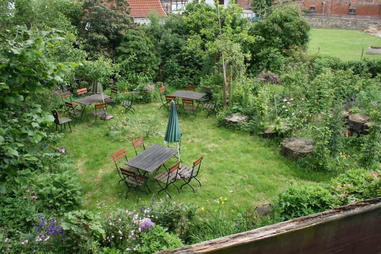 Apartments Cafe Brennnessel Veltheim المظهر الخارجي الصورة
