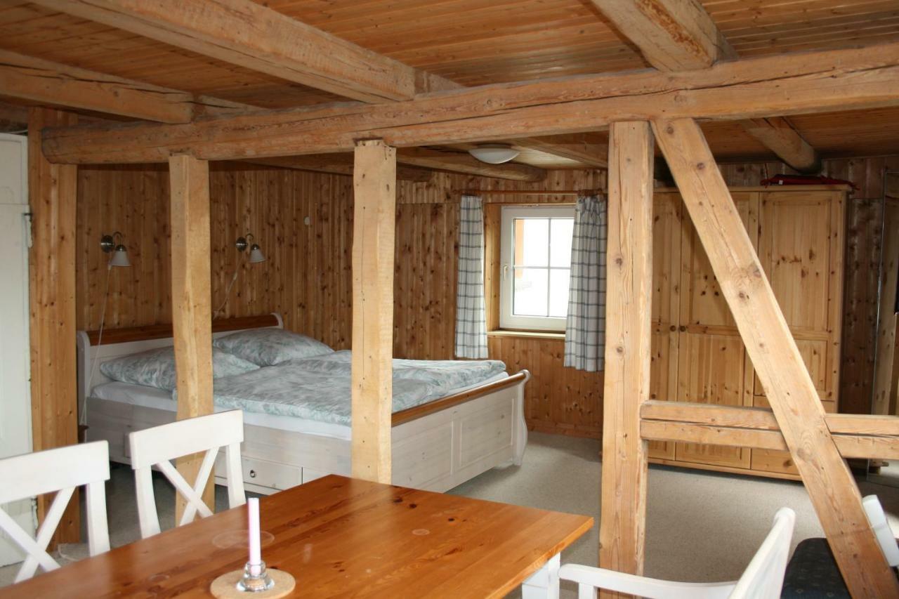 Apartments Cafe Brennnessel Veltheim المظهر الخارجي الصورة