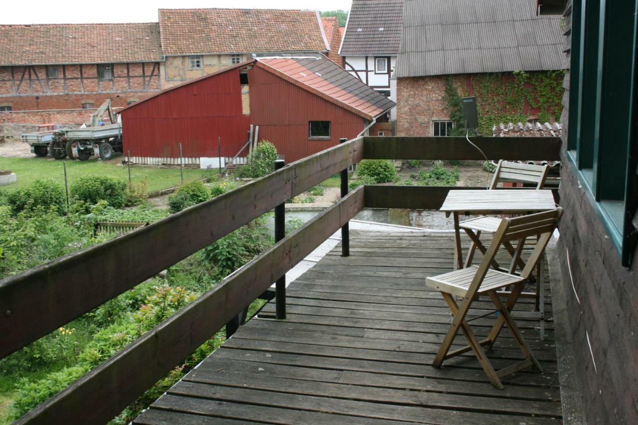 Apartments Cafe Brennnessel Veltheim المظهر الخارجي الصورة